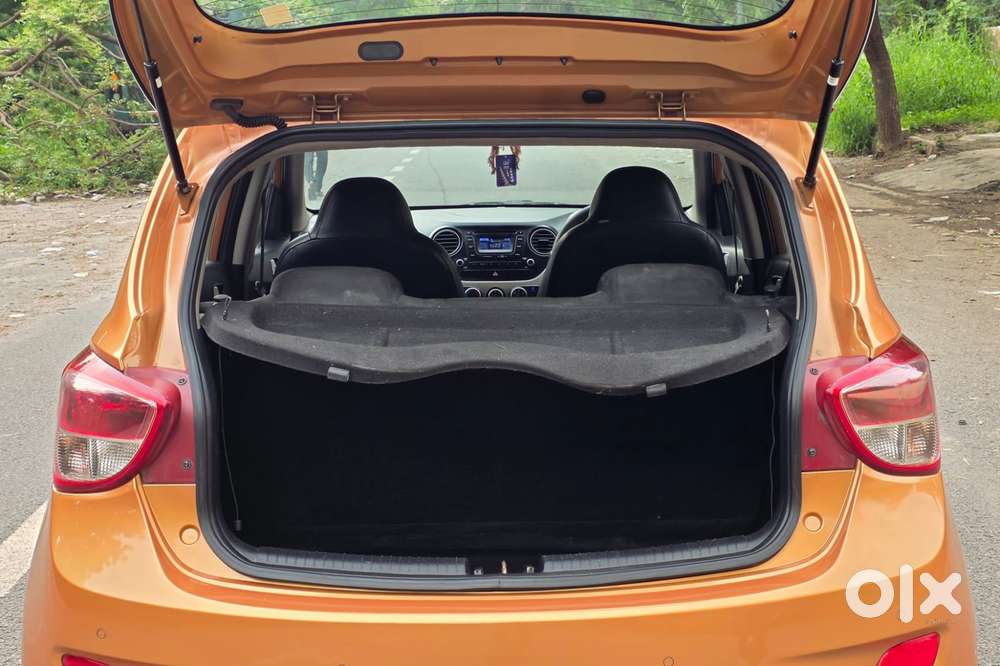Hyundai Grand I10 Sportz, 2015, Petrol