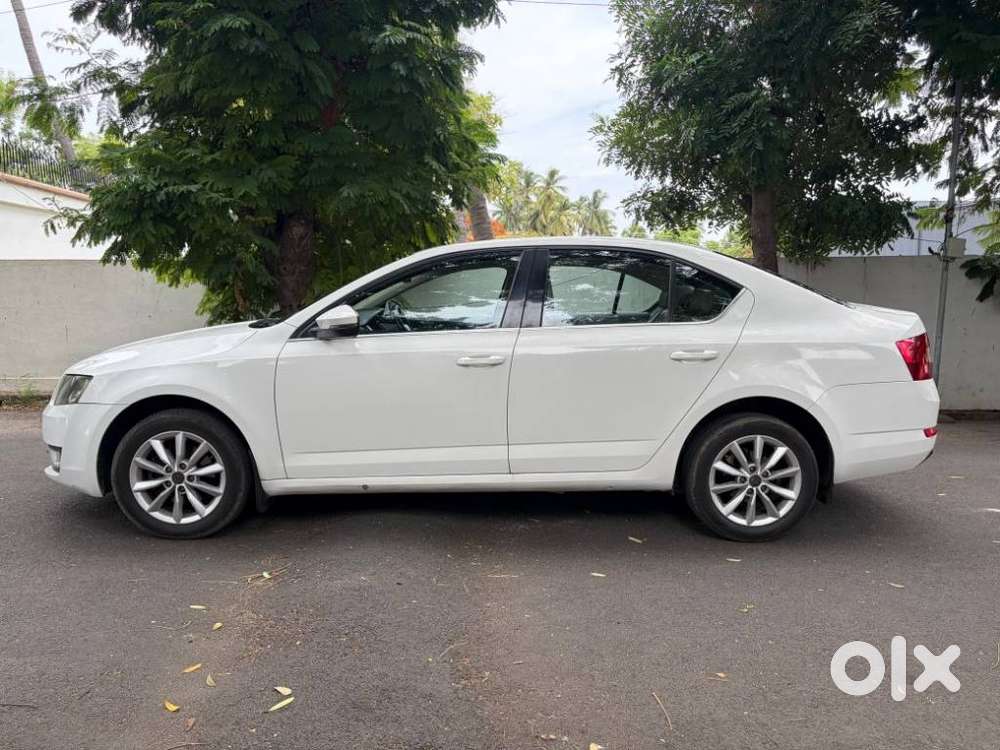 Skoda Octavia Ambition 2.0 Tdi At, 2013, Diesel
