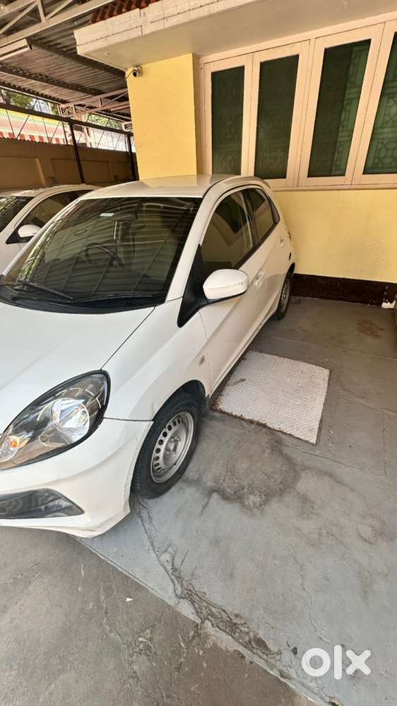 Honda Brio 2013 Petrol 35000 Km Driven
