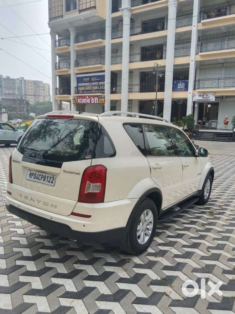 Mahindra Ssangyong Rexton Rx7, 2015, Diesel
