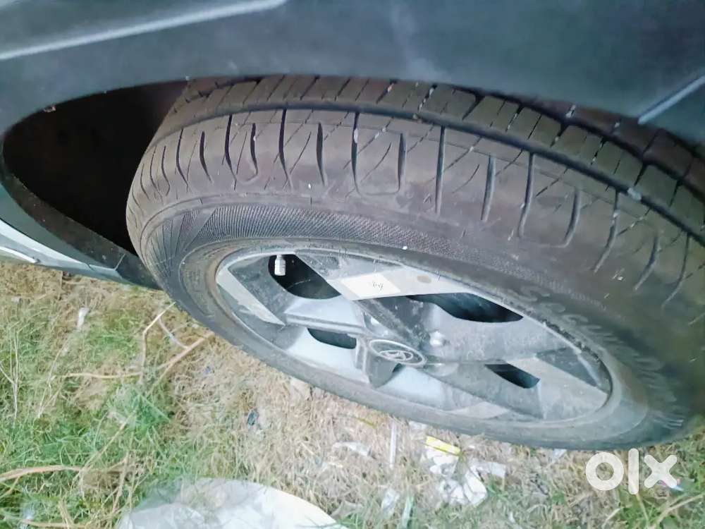 Hyundai Venue 2021 Petrol Well Maintained