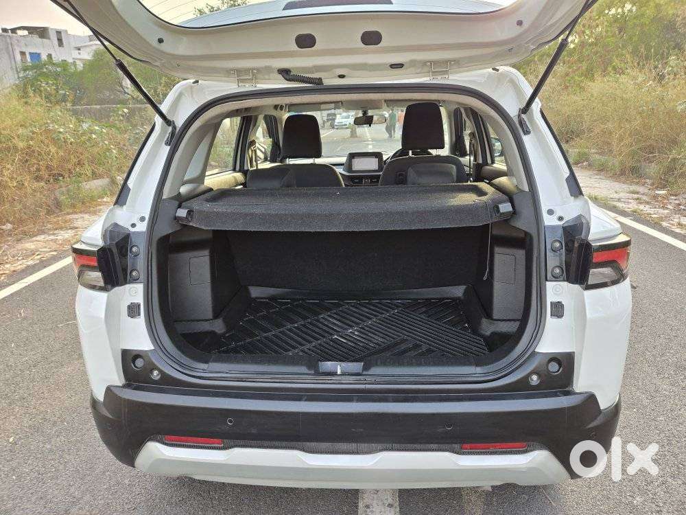 Maruti Suzuki Brezza 1.5 Vxi Smart Hybrid, 2022, Petrol