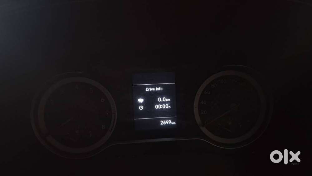 Hyundai Aura Sx 1.2 Cng, 2025, Cng & Hybrids