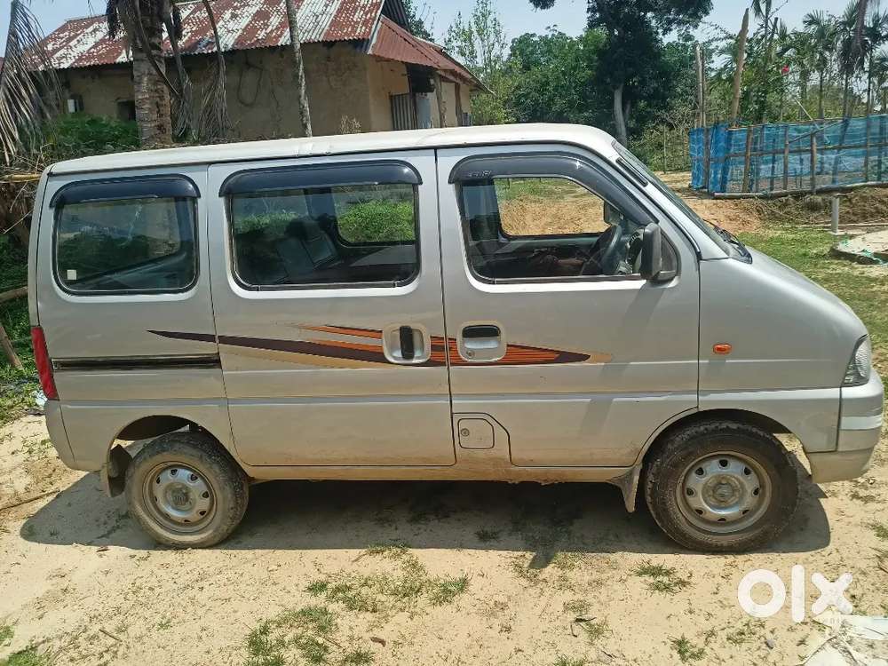 Maruti Suzuki Eeco 2022 Cng & Hybrids 44100 Km Driven