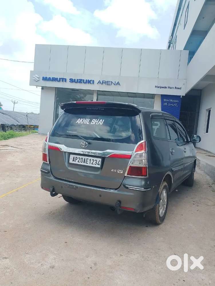 Toyota Innova Diesel 2.5 2010
