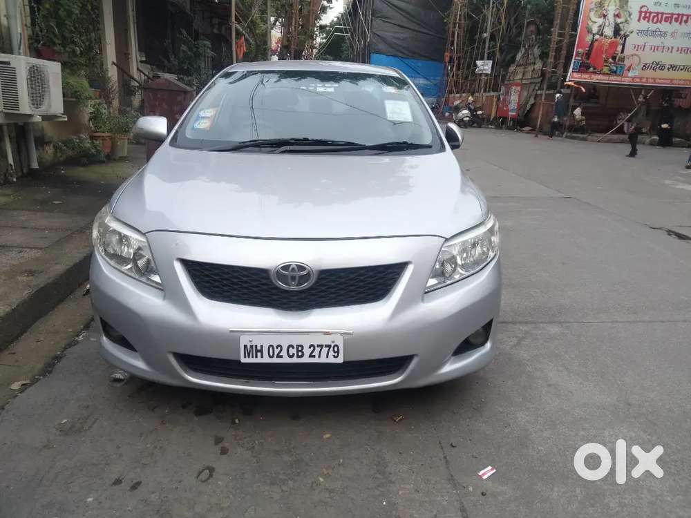 Toyota Corolla Altis 2011