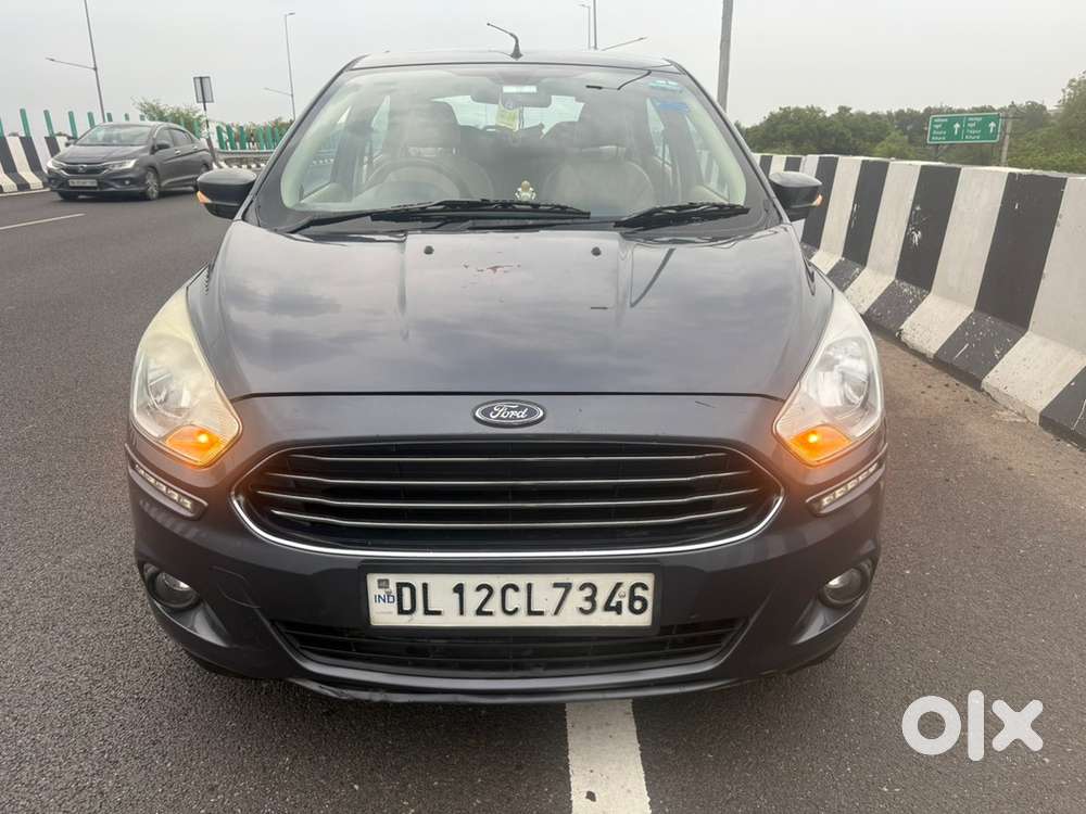 Ford Aspire Titanium Blu 2017