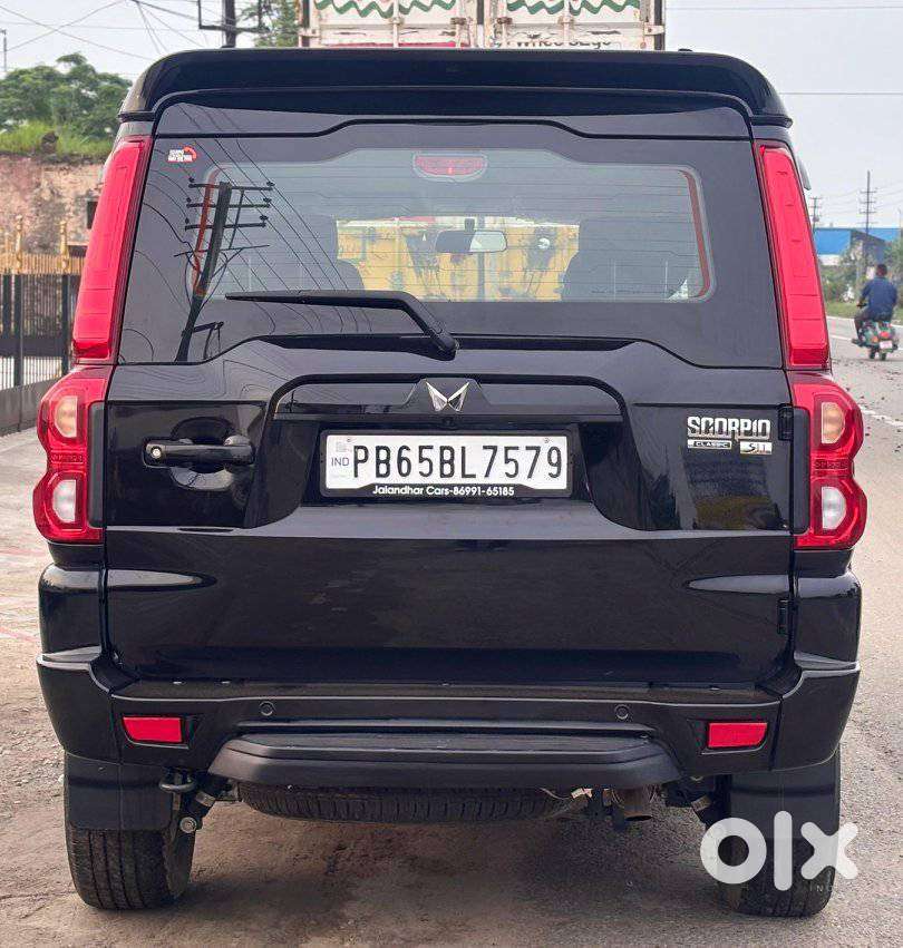 Mahindra Scorpio Classic, 2025, Diesel