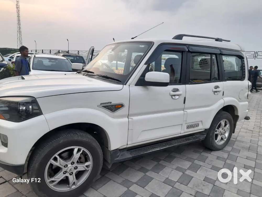 Mahindra Scorpio 2017 Diesel Well Maintained