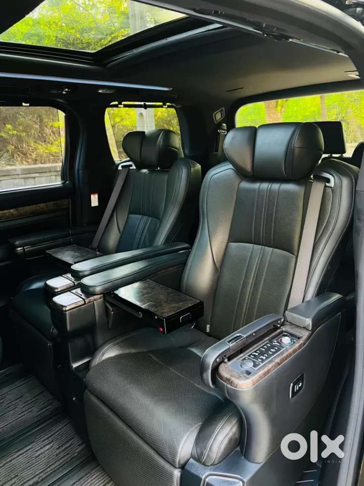 Toyota Vellfire 2.5 Hybrid, 2021, Petrol