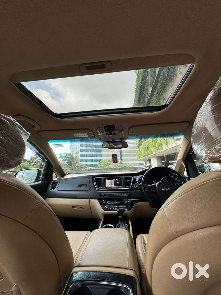 Kia Carnival Limousine Plus 7 Str, 2022, Diesel