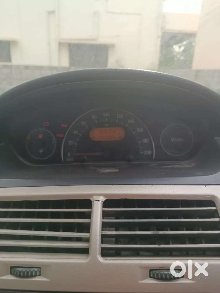 Tata Indica Vista 2012