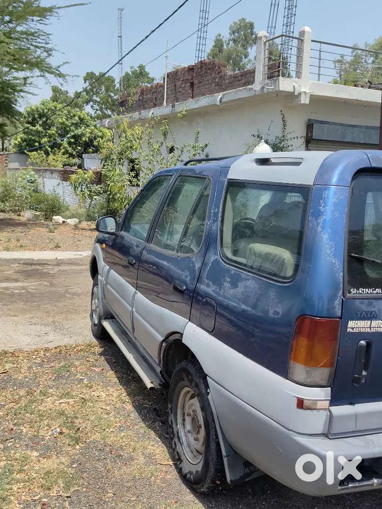 Tata Safari 2004