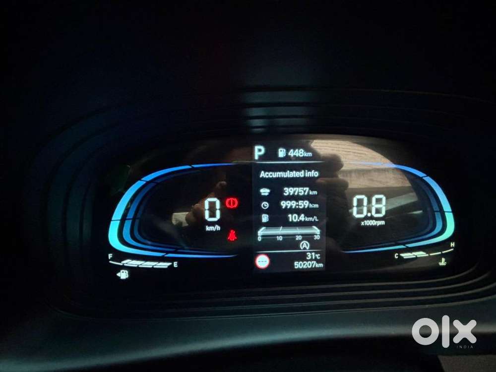 Hyundai New Venue 2024 Petrol Well Maintained