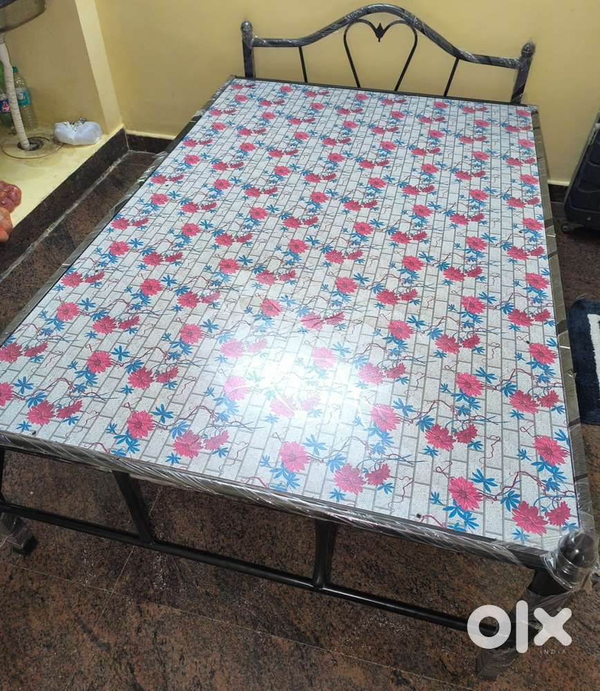 6/4 Steel Bed with Sharp Plywood Sheet Beds Wardrobes 1825384021