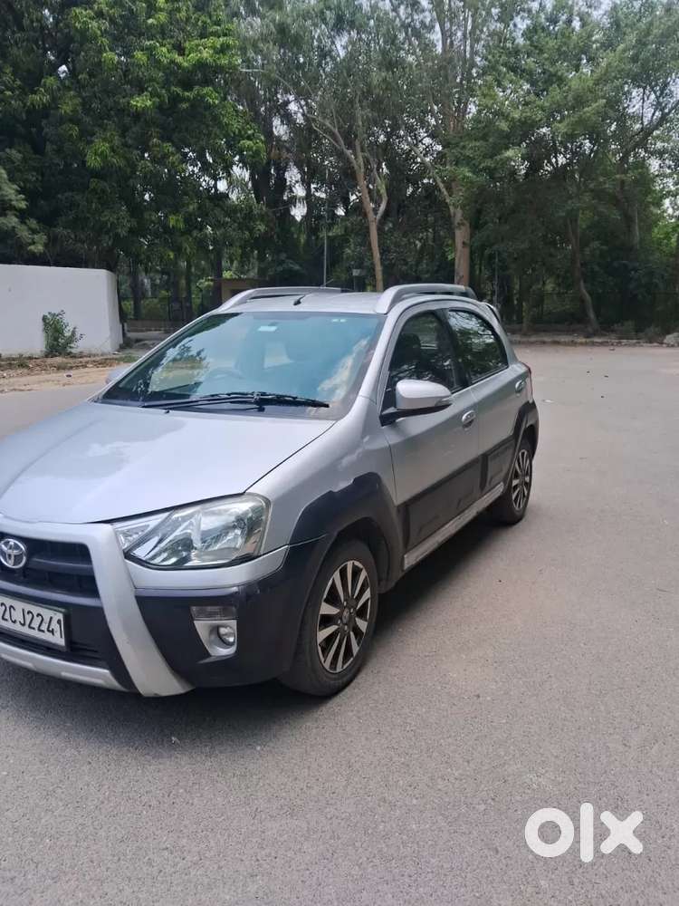 Toyota Etios Cross 1.5l V, 2015, Petrol