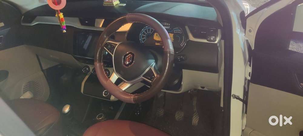 Renault Triber Petrol 2022