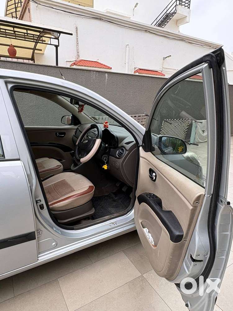 Hyundai I10 2014 Petrol (top Model) Well Maintained