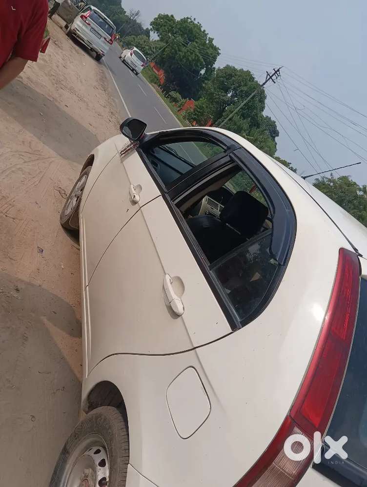 Gadi Bilkul Condition Mein Ek Dam Mast Hai Gadi Mein Koi Problem Nahin