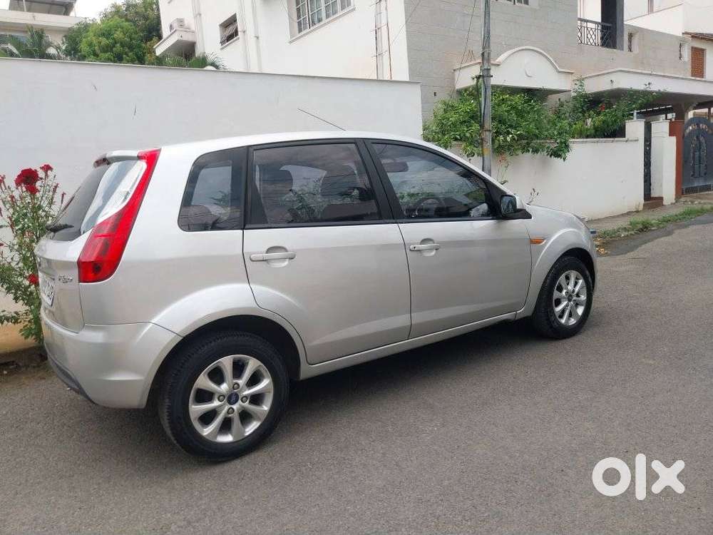 Ford Figo 1.2p Titanium Plus Mt, 2011, Petrol