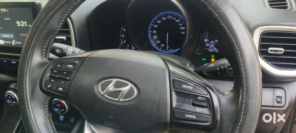Hyundai Venue Sx, 2020, Petrol