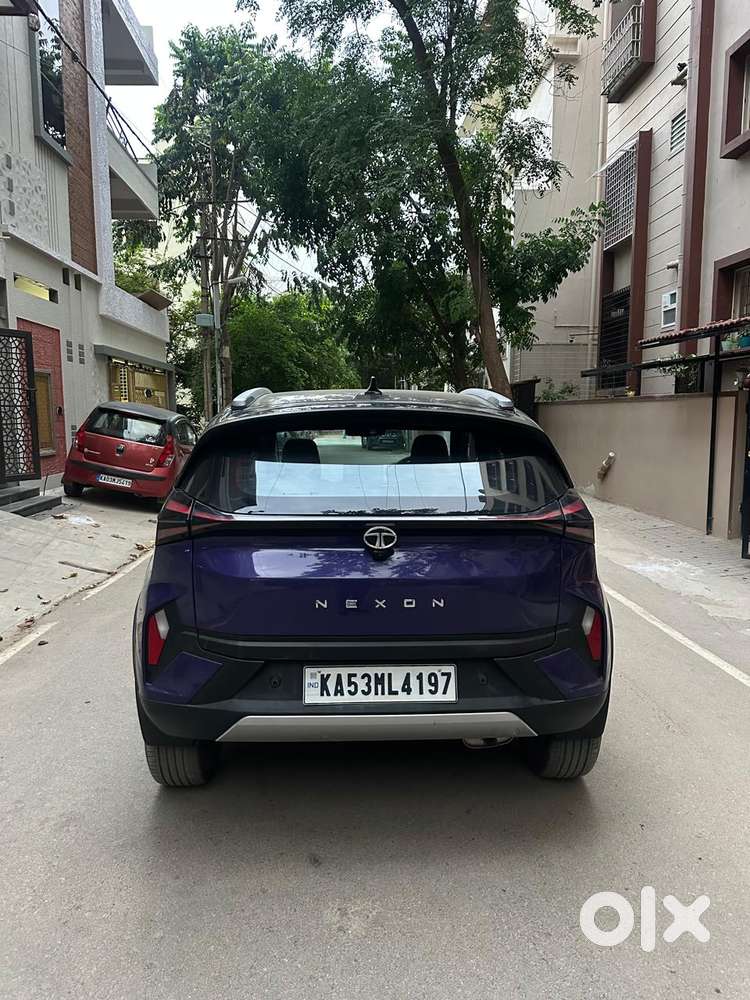 Tata Nexon Fearless S Purple 1.2 Revotron Petrol 6mt Dual Tone, 2023..