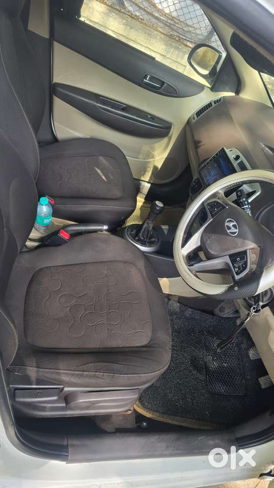 Hyundai I20 1.4 Asta Option, 2011, Cng & Hybrids