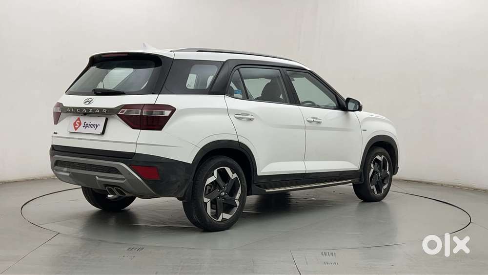 Hyundai Alcazar Platinum (o) 7 Str 1.5 Petrol Dct, 2023, Petrol