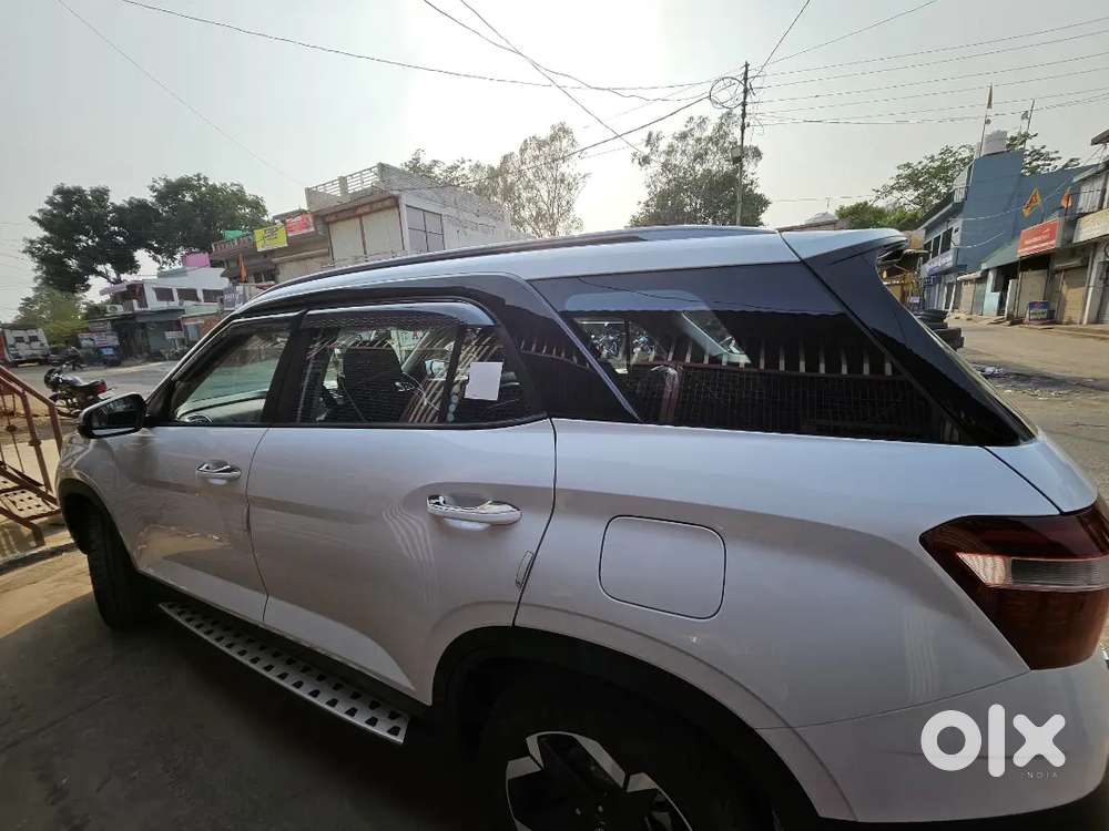 Hyundai Alcazar 2023 Petrol Well Maintained