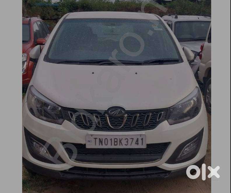 2020 Mahindra Marazzo M8