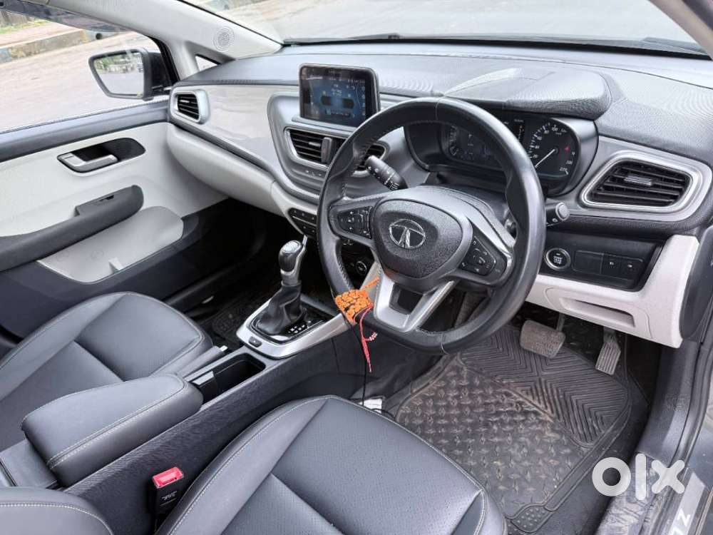Tata Altroz 1.2 Xz (o), 2023, Petrol