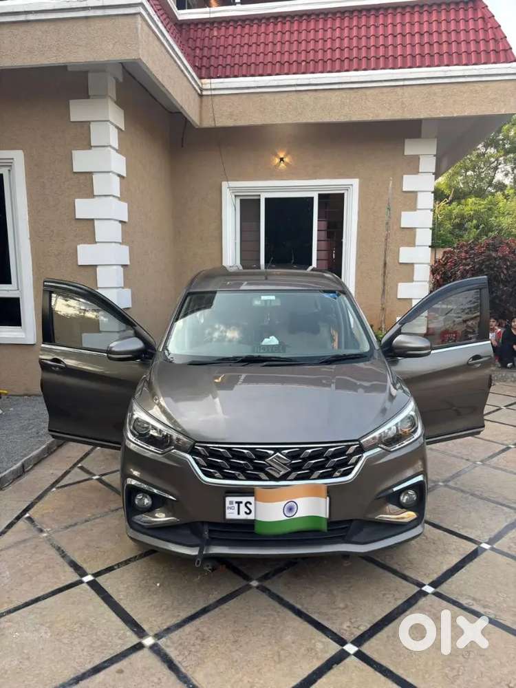 Maruti Suzuki Ertiga 2023 Petrol 40000 Km Driven