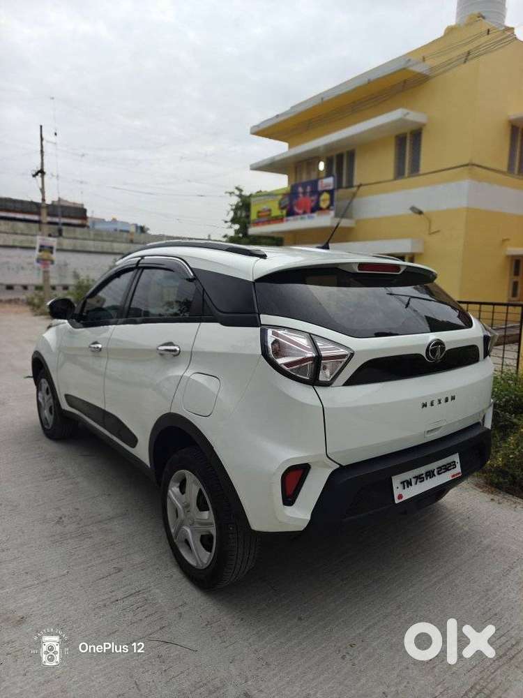 Tata Nexon 1.5 Revotorq Xm (s), 2022, Diesel