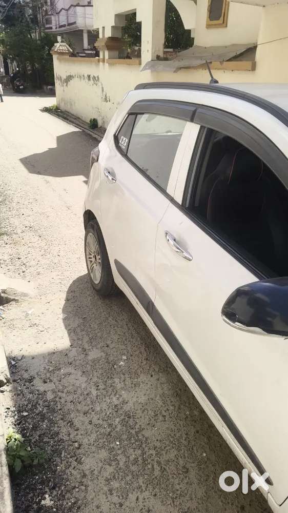 Hyundai Grand I10 2014 Diesel 79000 Km Driven