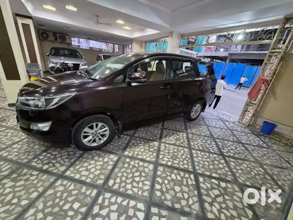 Toyota Innova Crysta 2018