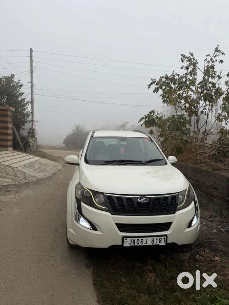 Mahindra Xuv500 2017 Diesel Car All Paper Work Complete With Vip No.