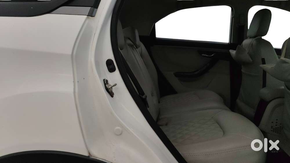 Tata Nexon 1.2 Revotron Xza Plus Premium, 2022, Petrol