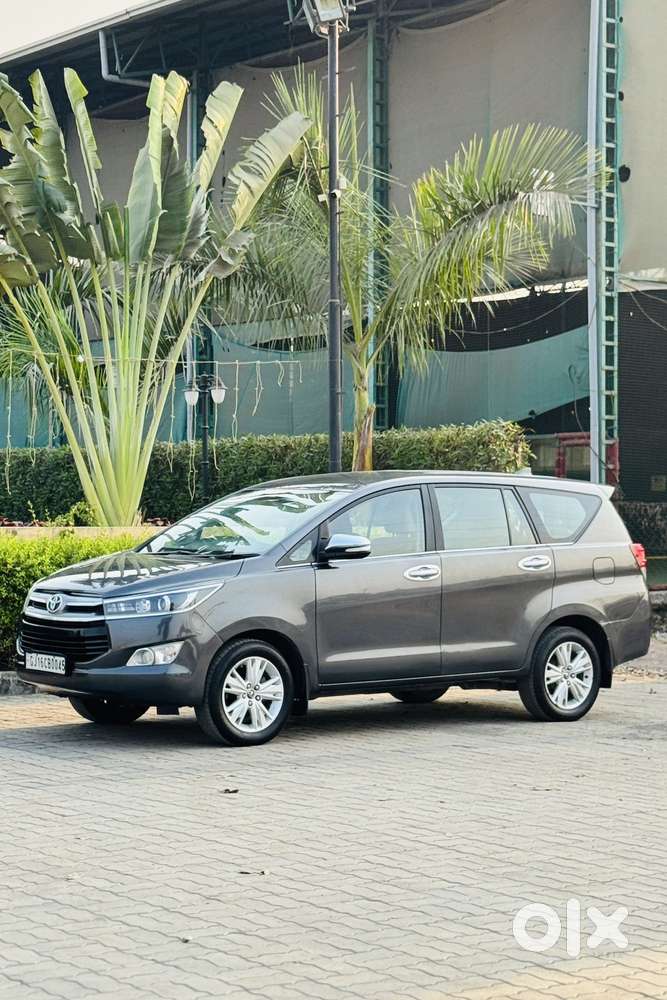 Toyota Innova Crysta 2.8 Zx At, 2016, Diesel