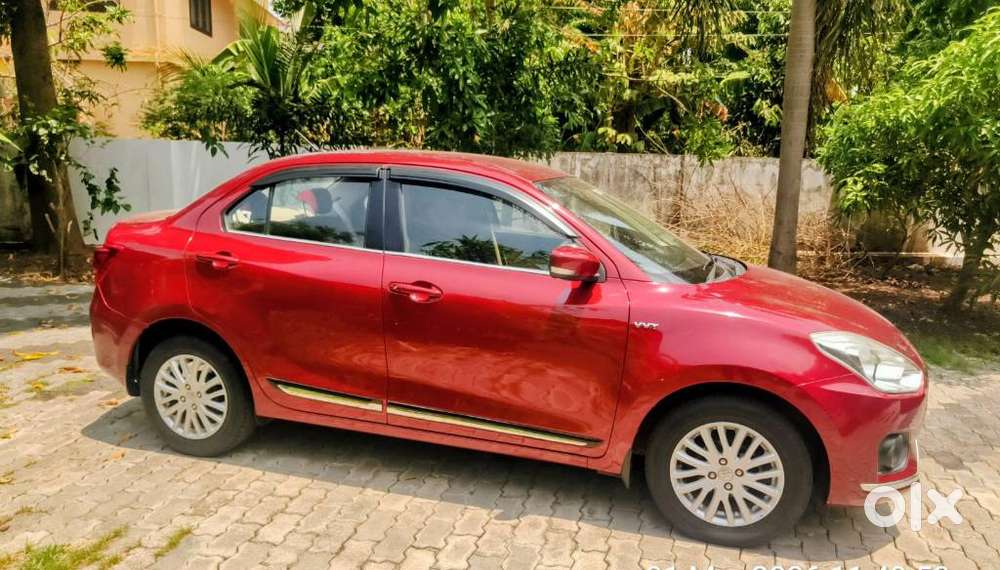 Maruti Suzuki Swift Dzire Amt Zxi, 2017, Petrol