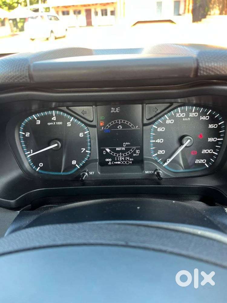 Tata Altroz 1.2 Xt, 2021, Petrol