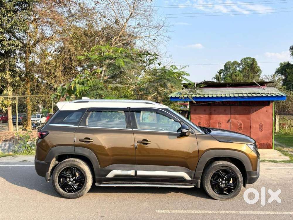 Maruti Suzuki Brezza 1.5 Zxi Smart Hybrid Dual Tone, 2023, Petrol