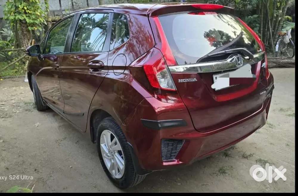 Honda Jazz Petrol 2015 In Top Condition
