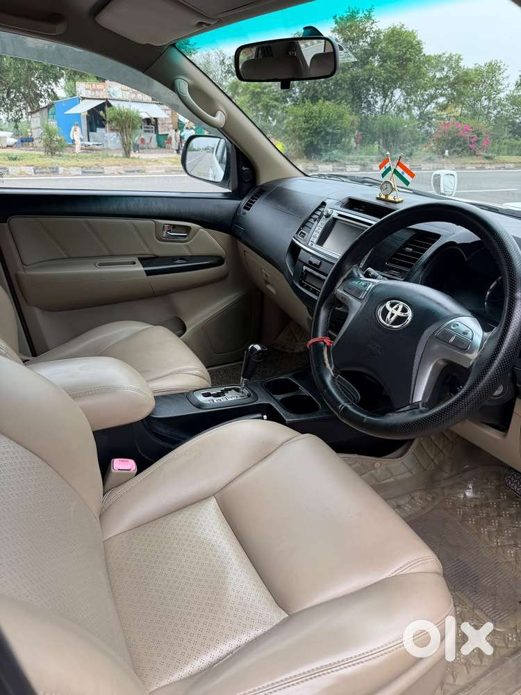 Toyota Fortuner 3.0 4x2 Automatic, 2015, Diesel
