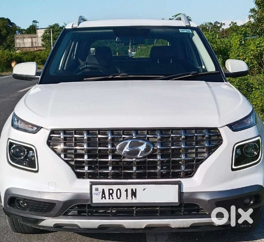 Hyundai Venue Petrol 2020 Mint Condition And Additional Loadings