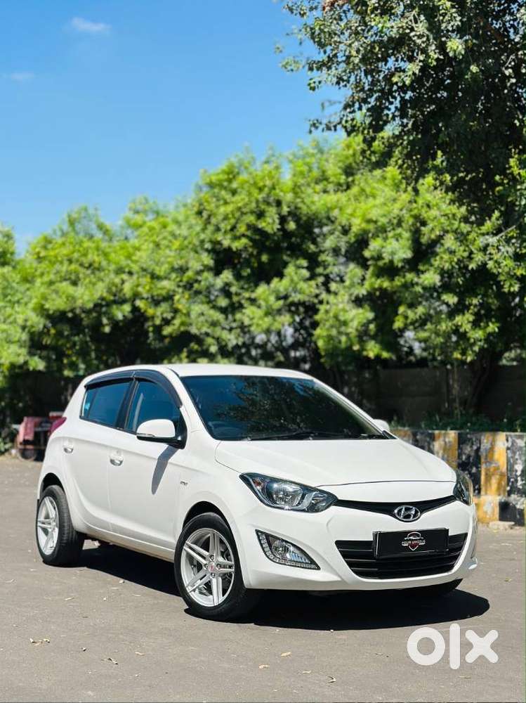 Hyundai I20 Sportz 1.2 Bs-iv, 2013, Petrol
