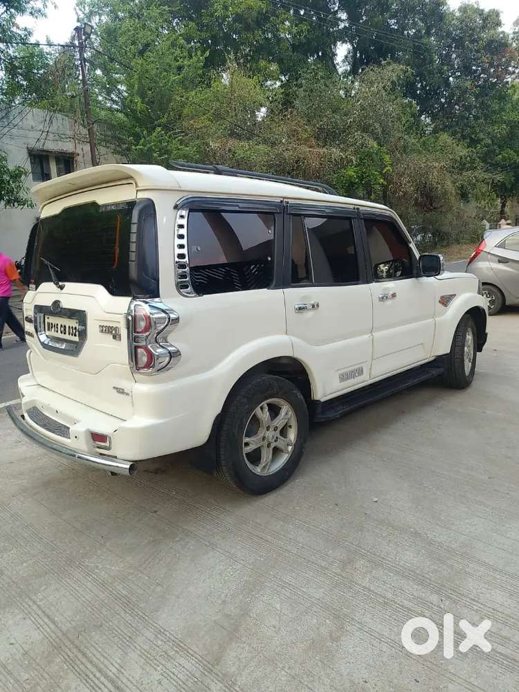 Mahindra Scorpio 2.2 2015