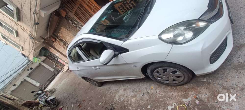 Honda Amaze 2016 Cng & Hybrids Good Condition
