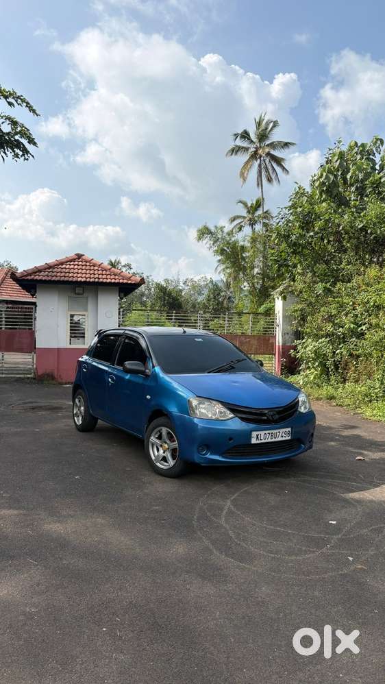 Toyota Etios Liva 2012