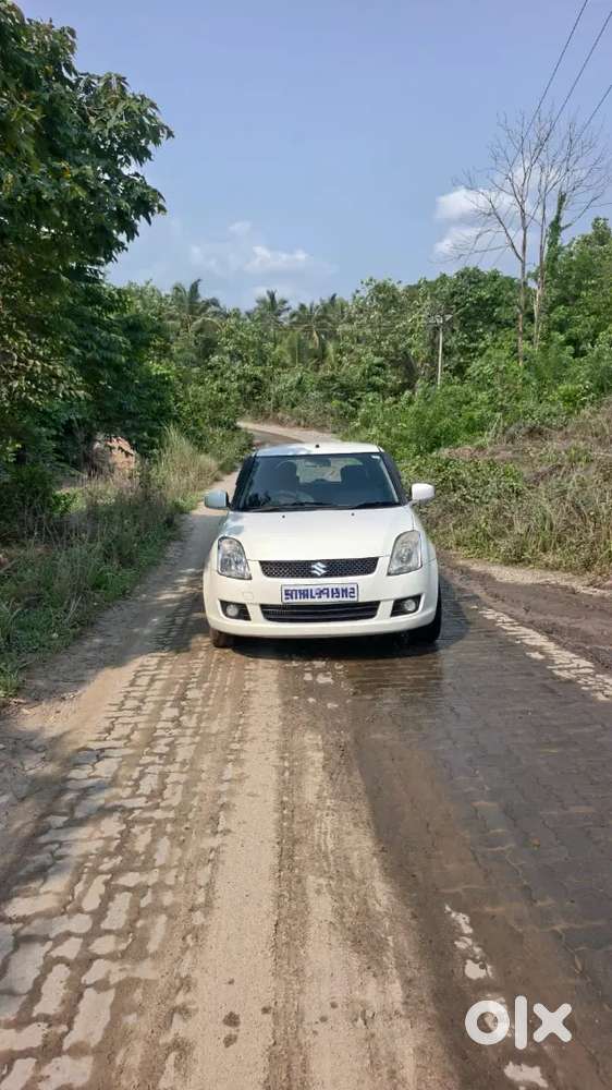 Maruti Suzuki Swift 2010 Diesel 115000 Km Driven