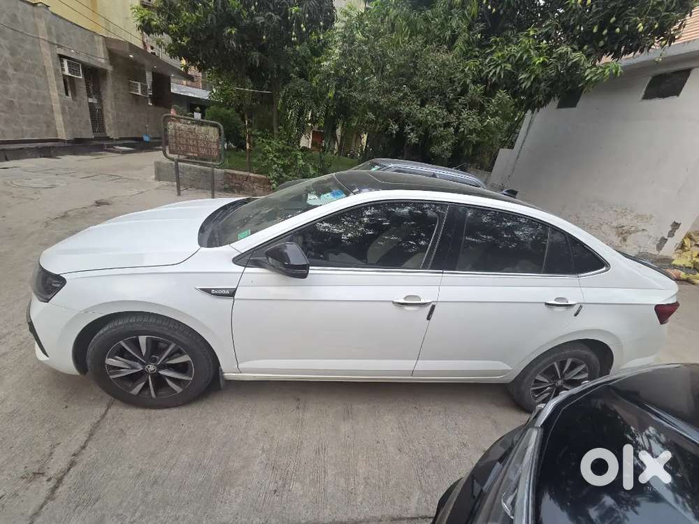 Skoda Slavia 1.0 Tsi At